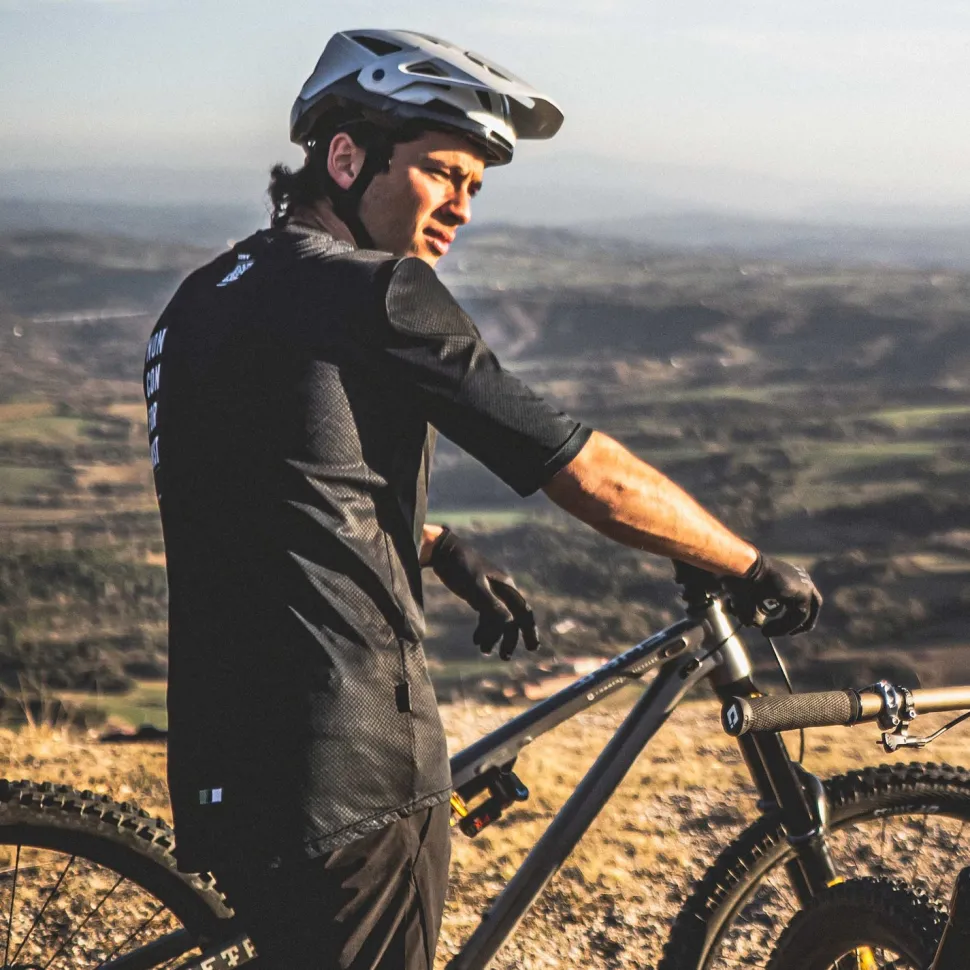 Camisetas>GOBIK CAMISETA MANGA CORTA TERRAIN HOMBRE HARDWOODS