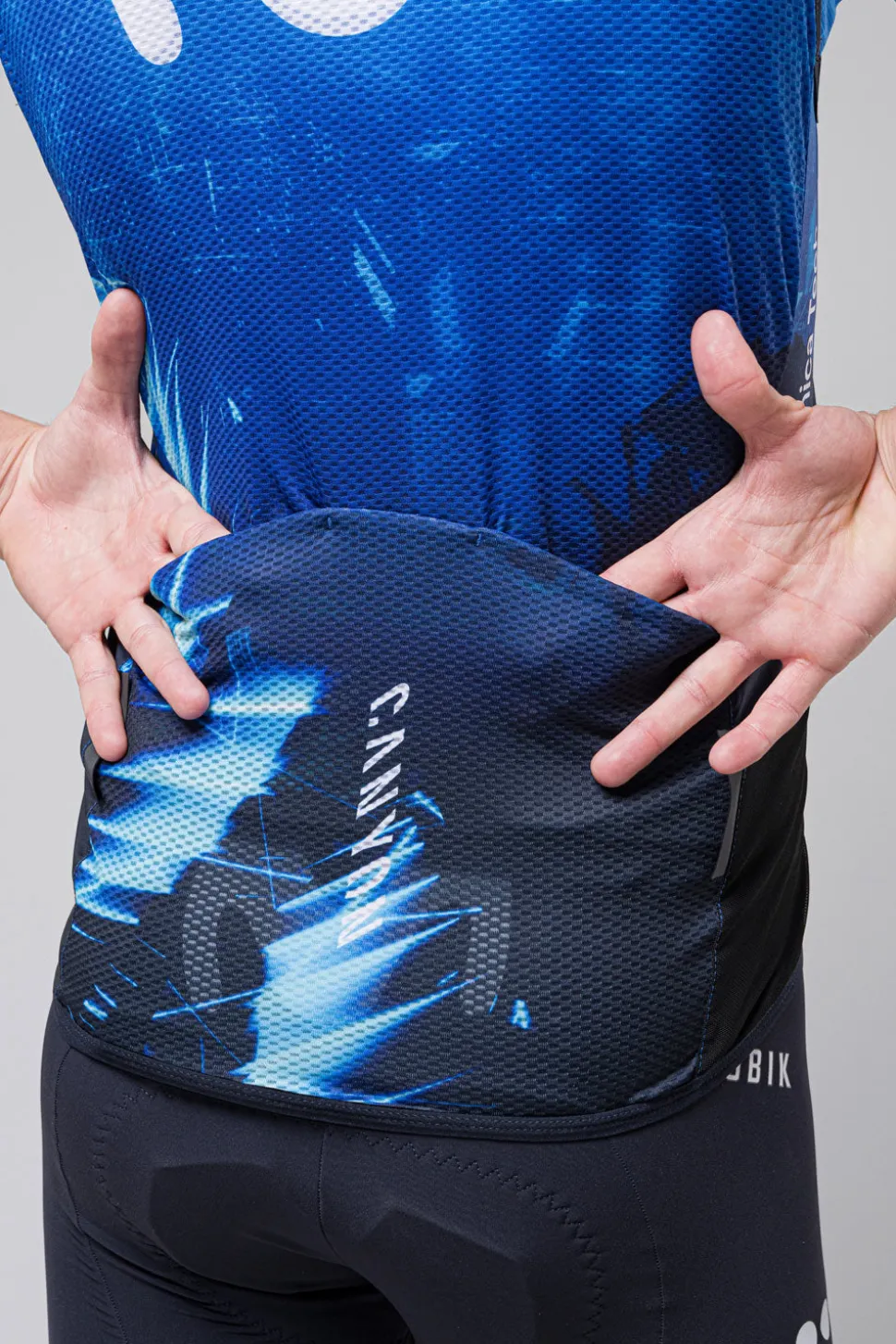 Chalecos>GOBIK CHALECO PLUS 2.0 HOMBRE MOVISTAR TEAM 24