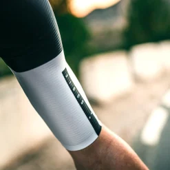 Maillots><noscript><img width=