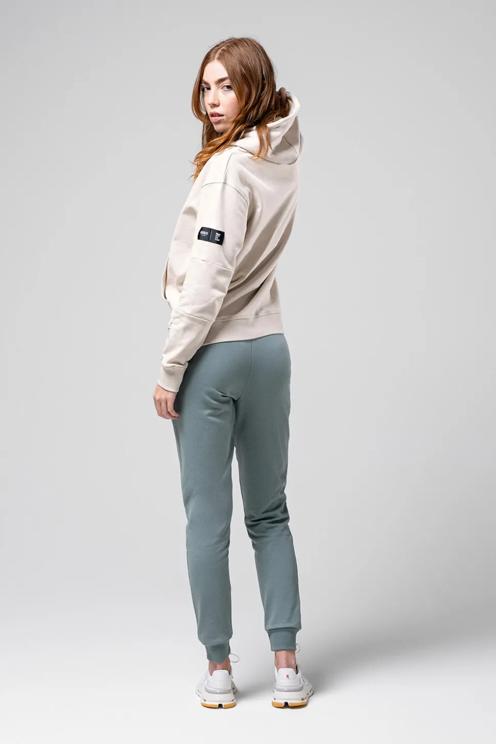 Lifestyle>GOBIK SUDADERA CON CAPUCHA TRAILBLAZE MUJER Angora