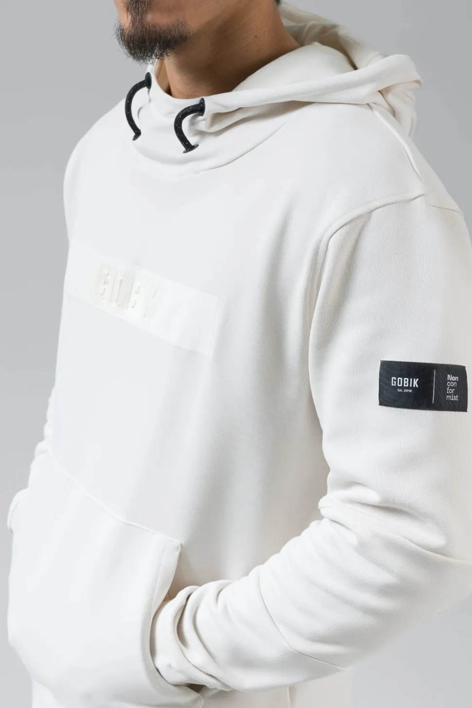 Lifestyle>GOBIK SUDADERA CON CAPUCHA TRAILBLAZE HOMBRE CROSSBAR TOFU CrossbarTofu