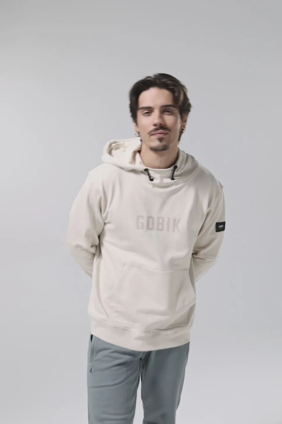 Lifestyle>GOBIK SUDADERA CON CAPUCHA TRAILBLAZE HOMBRE Angora