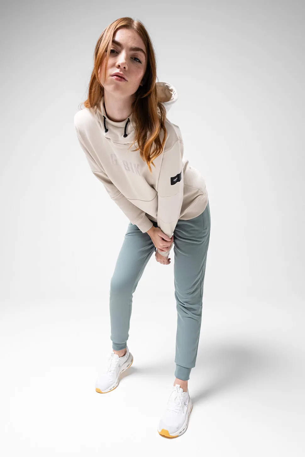 Lifestyle>GOBIK SUDADERA CON CAPUCHA TRAILBLAZE MUJER Angora